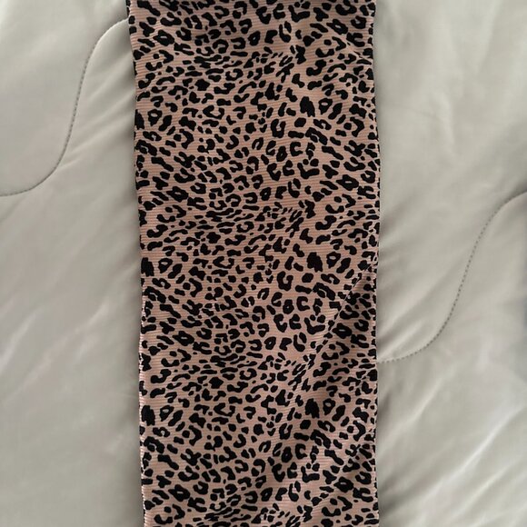 Lot of 7 pre-loved SHEIN bikini tops, XL & 1XL, fab colors & patterns! - Picture 10 of 11